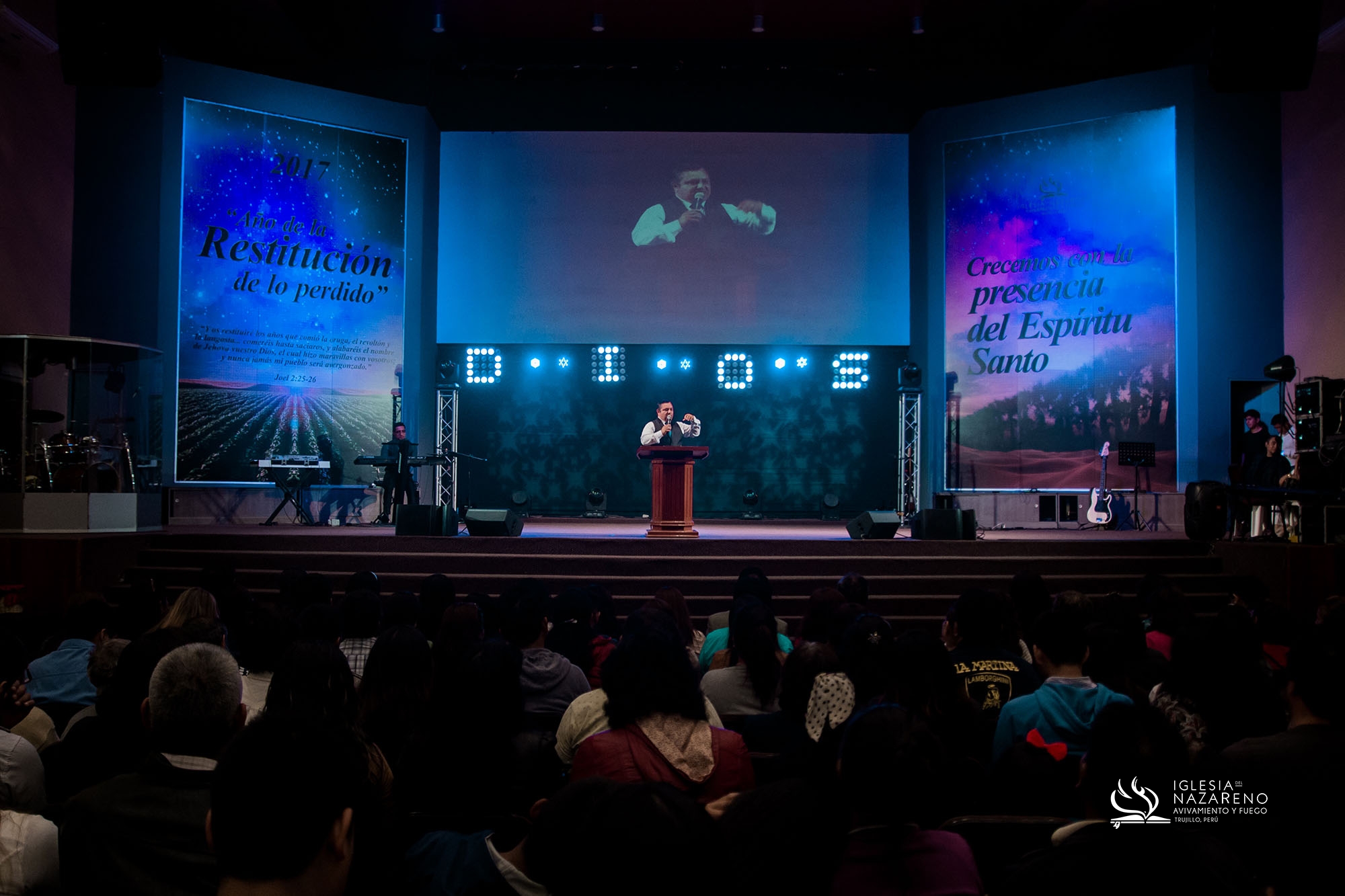 Celebraci&oacute;n Y Avivamiento