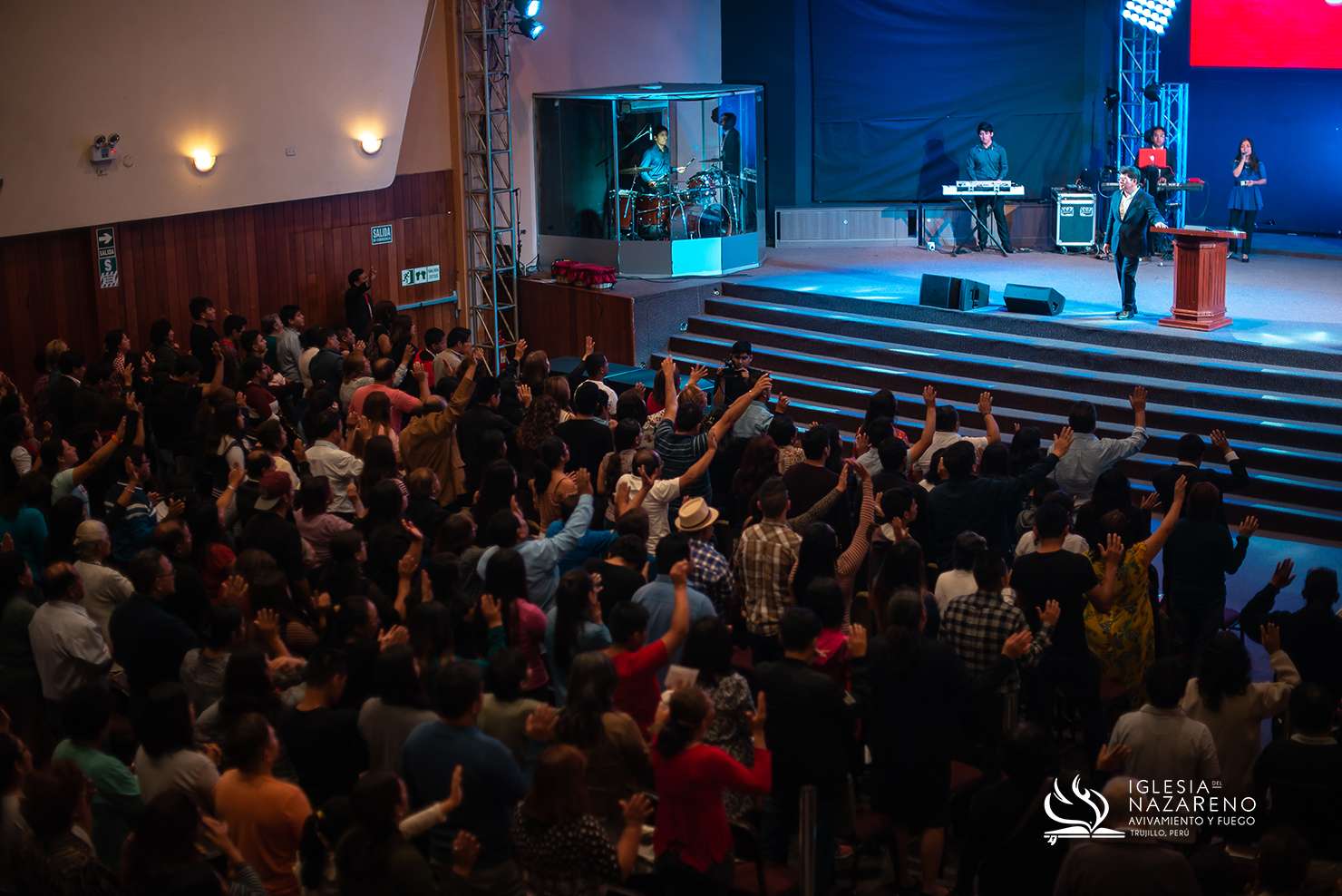 Celebraci&oacute;n Y Avivamiento