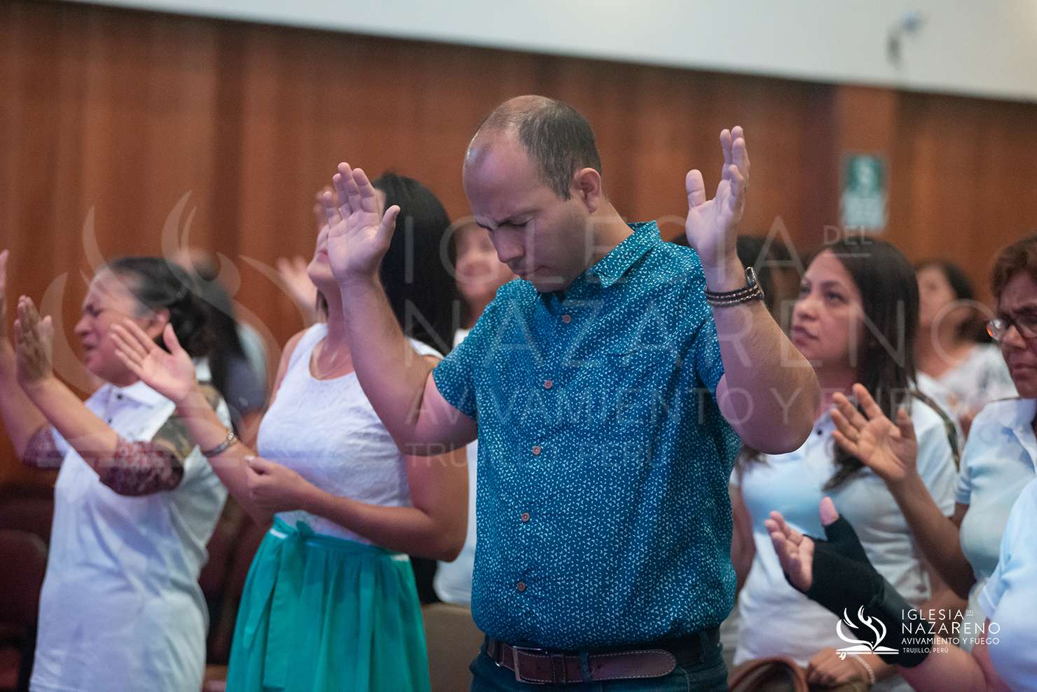 Celebraci&oacute;n Y Avivamiento