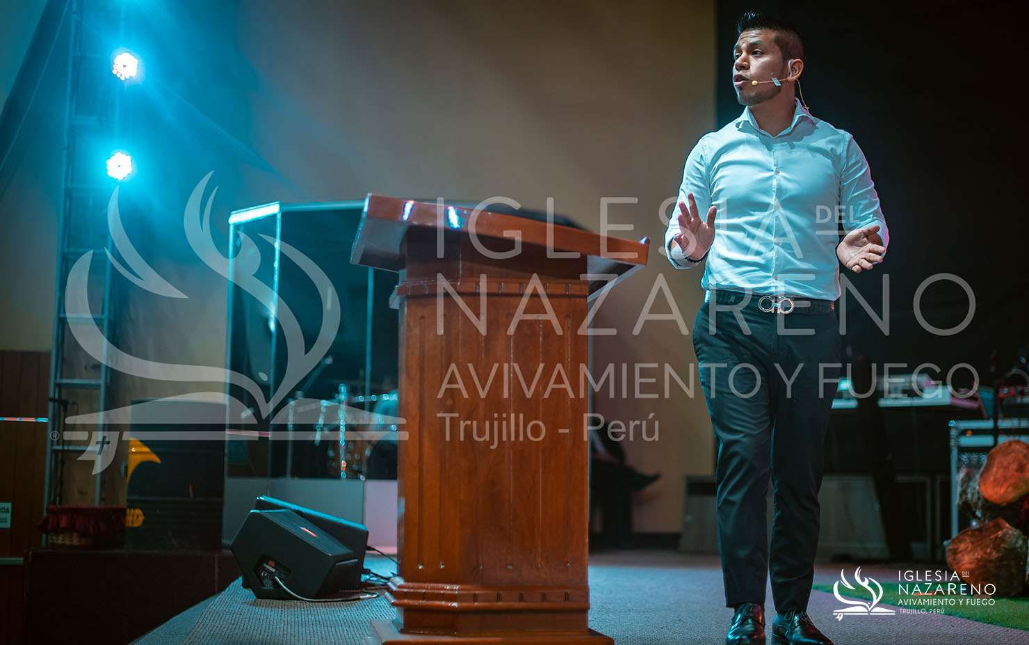 Celebraci&oacute;n Y Avivamiento