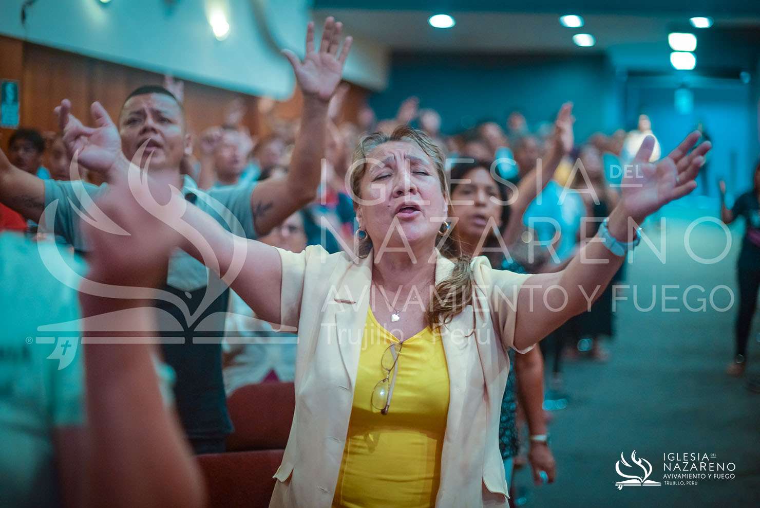 Celebraci&oacute;n Y Avivamiento